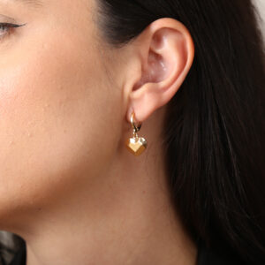 Brinco Coração na Argola Relevos (BR 2518)